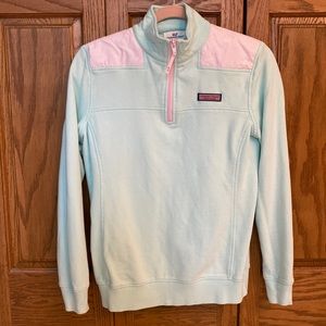Vineyard vines sweatshirt